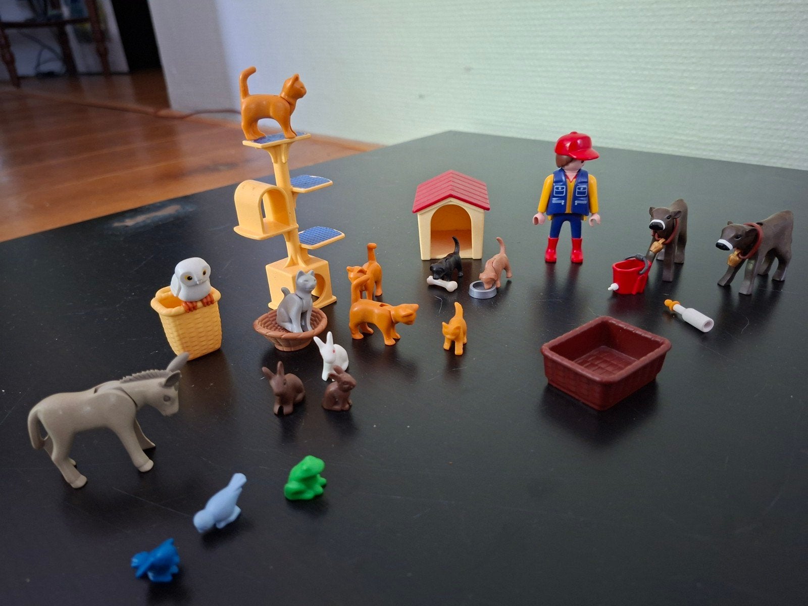 Playmobil diertjes + hok en kattenpaal, Ophalen of Verzenden