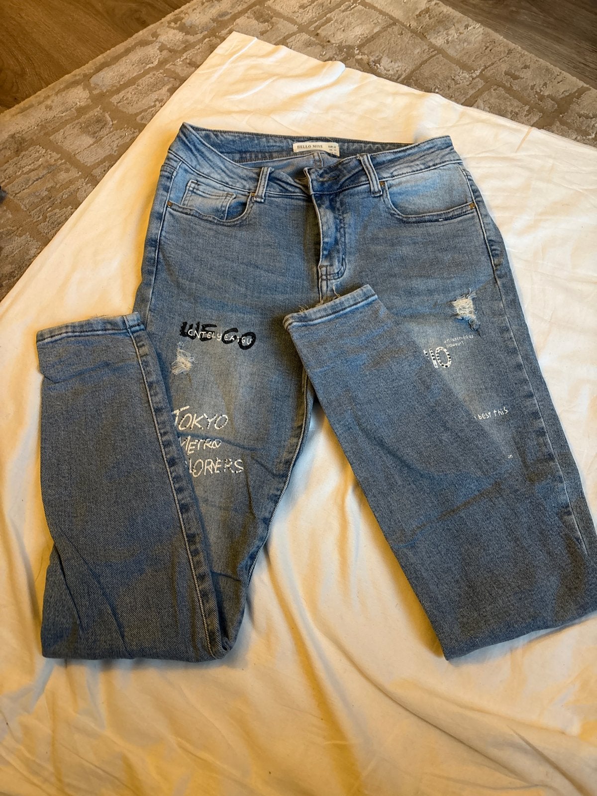 Hello Miss Jeans - Tokyo Metro Explorers - Maat W28/W29, Ophalen of Verzenden, Zo goed als nieuw, Blauw, W28 - W29 (confectie 36)