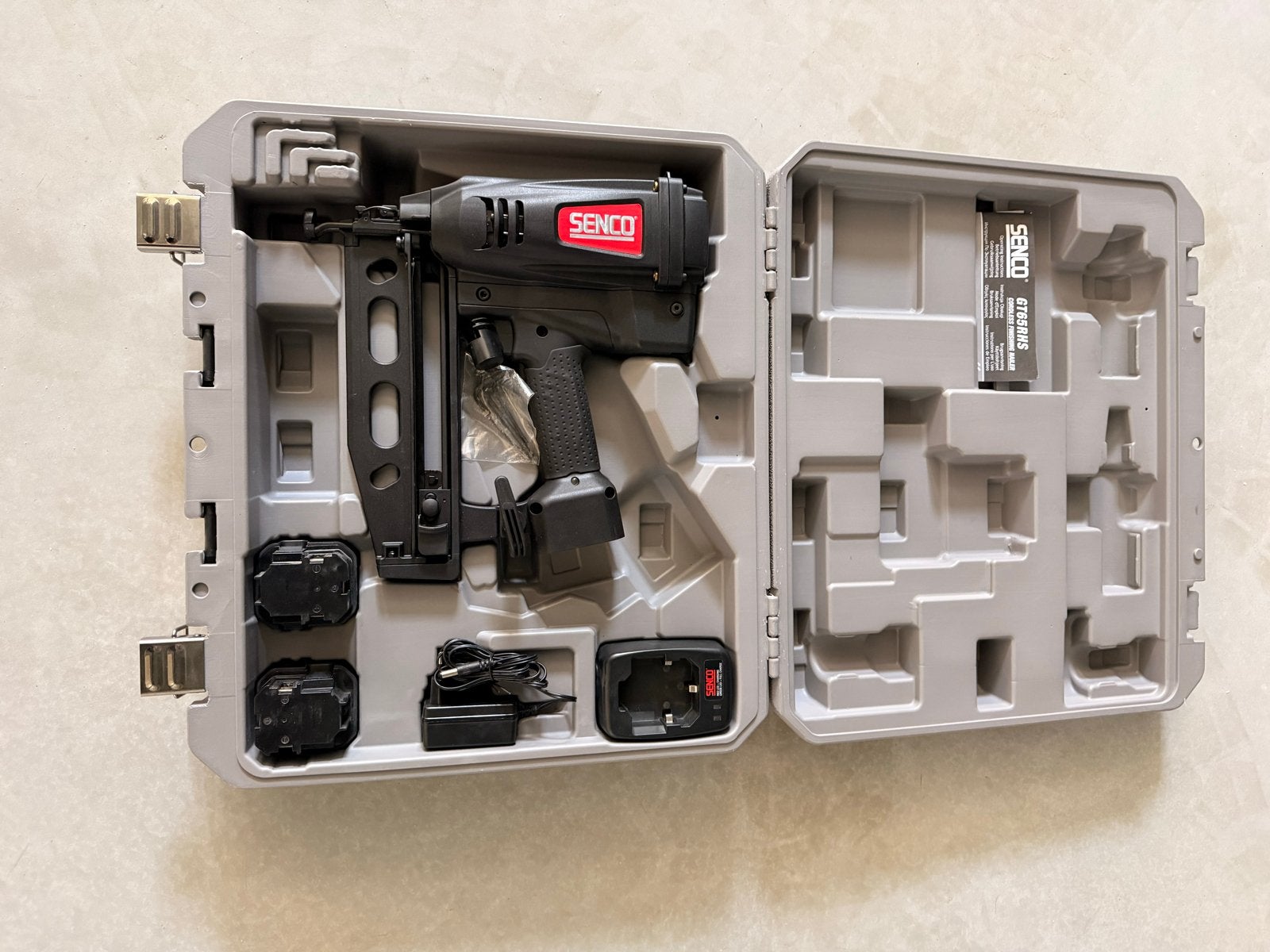 Senco GT65RHS tacker - Nieuw in doos, Doe-het-zelf en Verbouw, Gereedschap | Handgereedschap, O, O, Overige merken, O