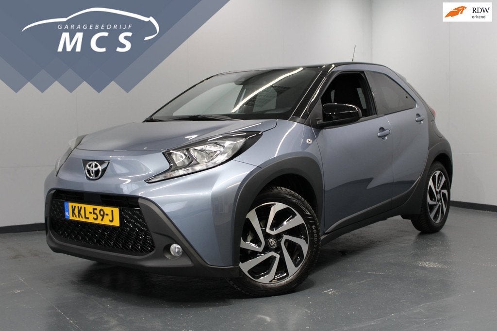 Toyota Aygo X 1.0 VVT-i S-CVT Pulse / Camera / Stoelverwarmi, Stof, Gebruikt, 4 stoelen, 3 cilinders