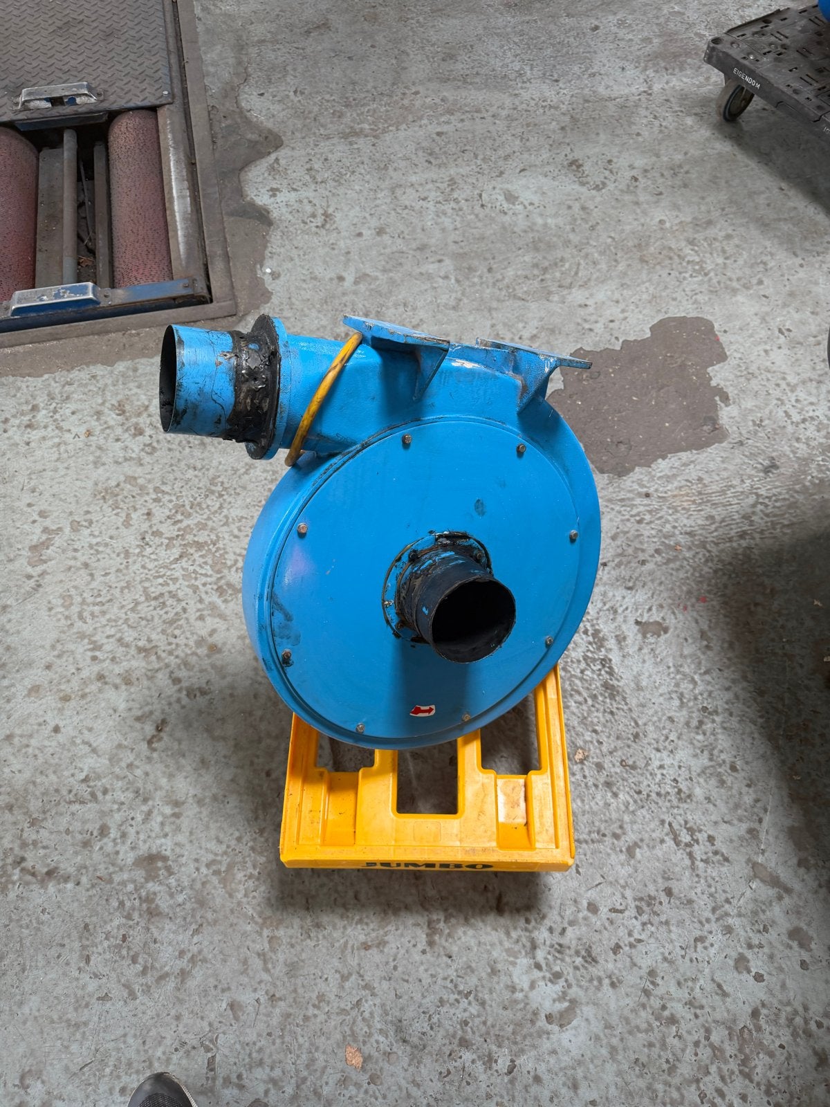 Industriële Afzuiger/Ventilator - Blauw, Ophalen, Gebruikt, Ventilator en Afzuiger