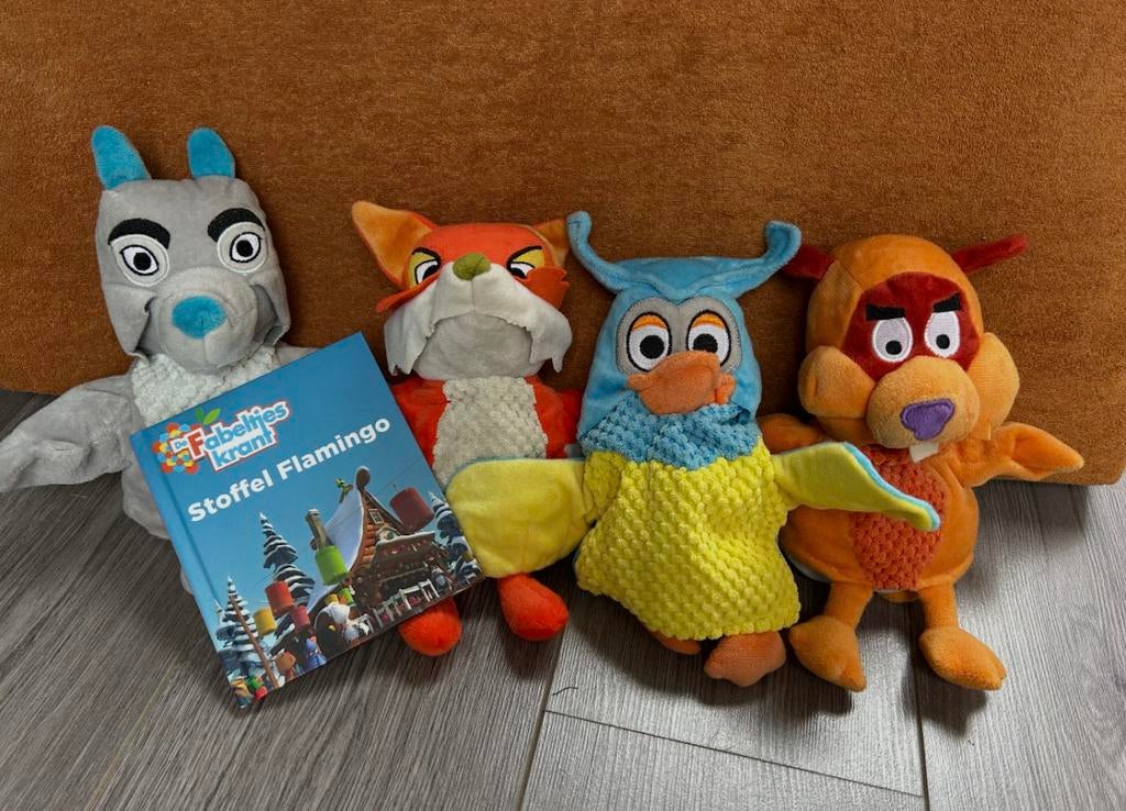 Fabeltjeskrant handpoppen met boekje, Plus, Ophalen of Verzenden