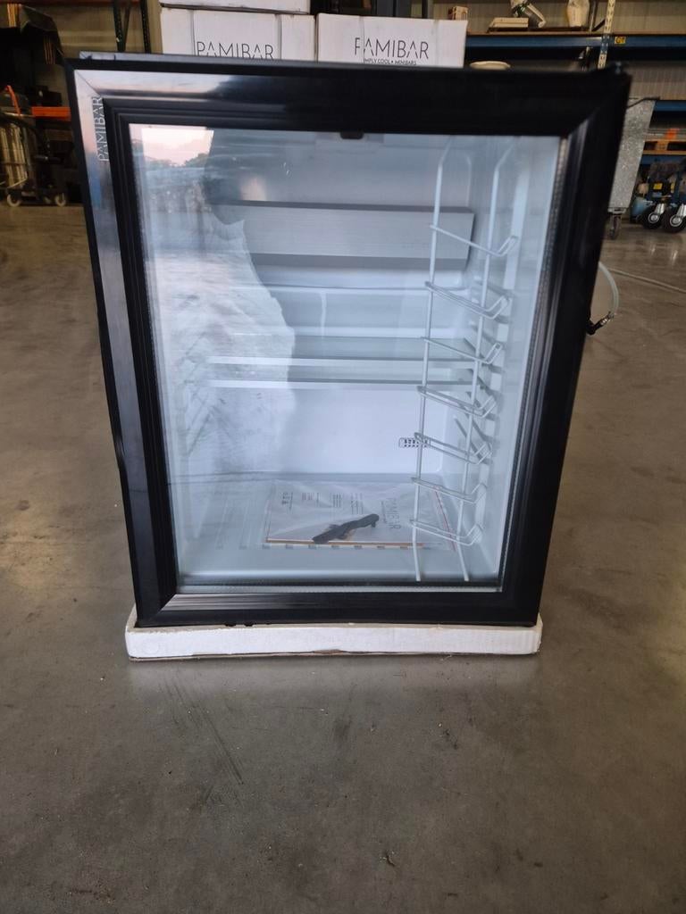 Pamibar koelkast, Zonder vriesvak, Nieuw, Minder dan 75 liter, 160 cm of meer