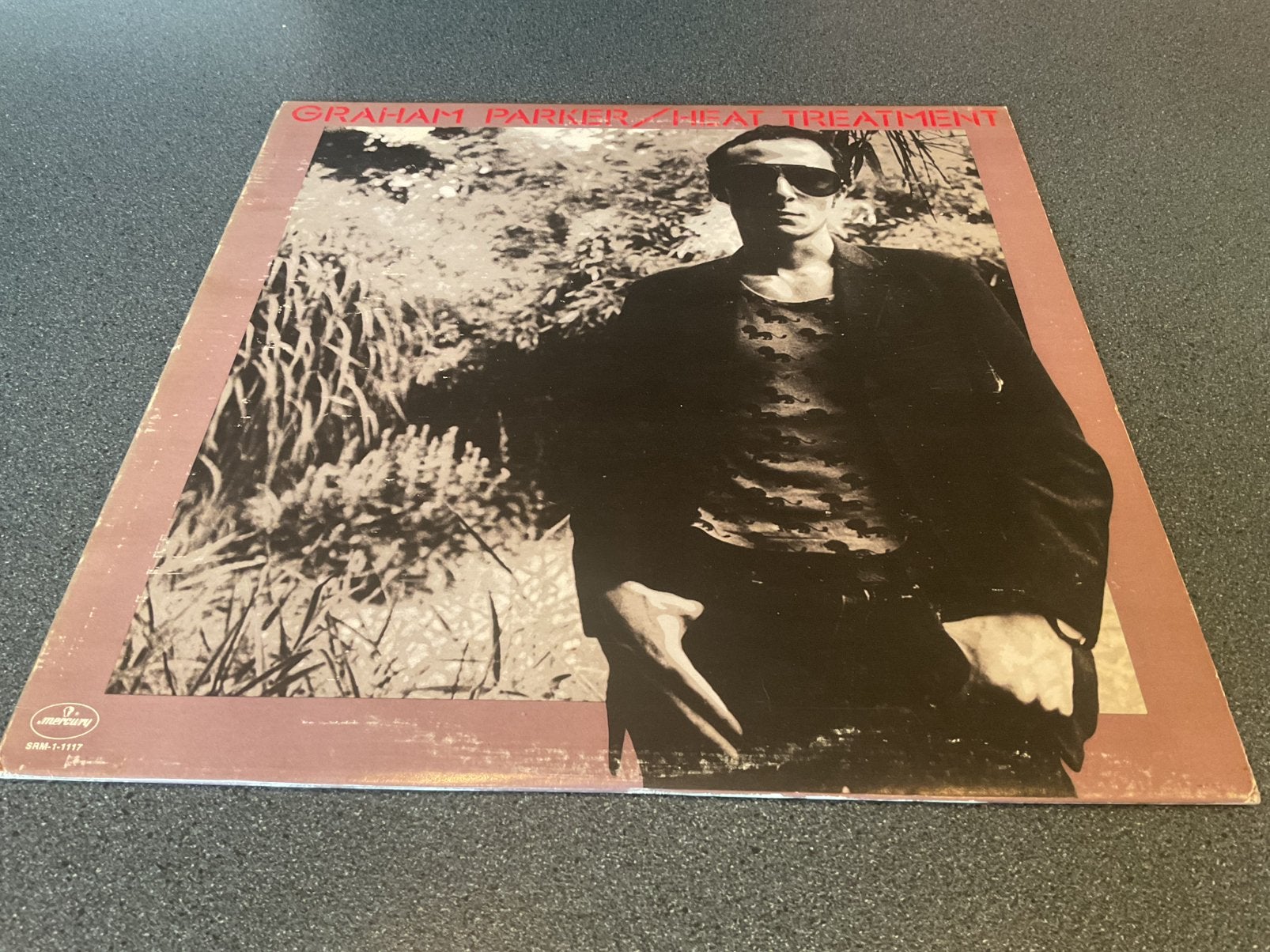 Graham Parker + The Rumour - Heat treatment Vinyl LP, Ophalen of Verzenden, Gebruikt, 12 inch, Poprock