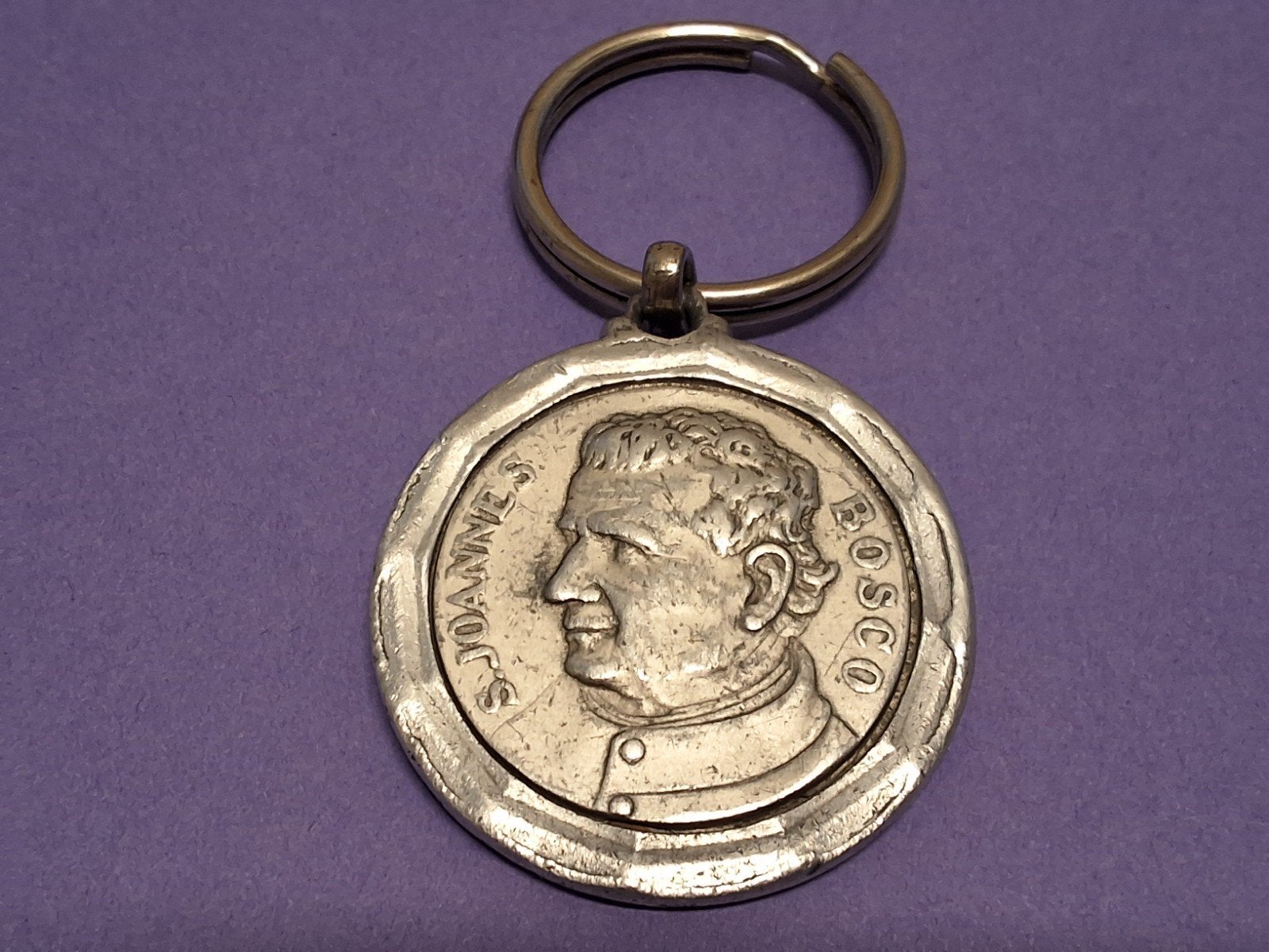 Zilverkleurige Sleutelhanger Sint Johannes Bosco, Ophalen of Verzenden