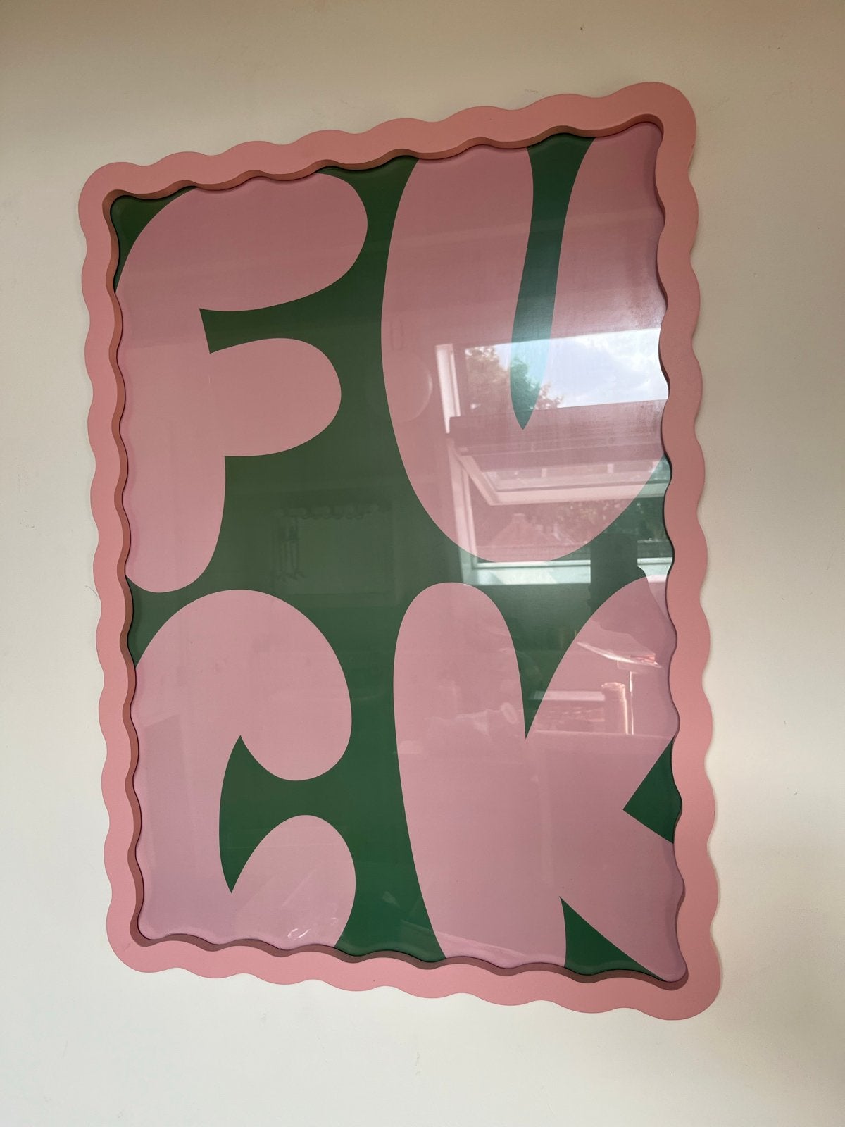 Roze kronkelige lijst met poster 75x55 posterlijst fotolijst, Ophalen, 50 – 75, Zo goed als nieuw, Foto of Poster