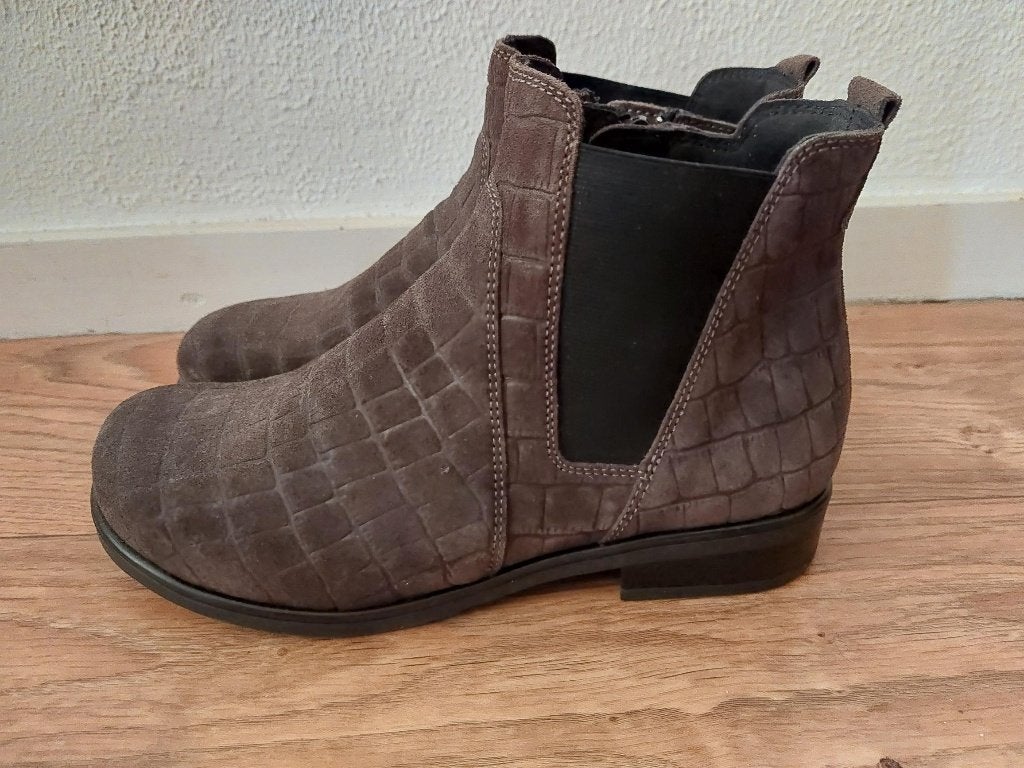 Helvesko Comfort laarsjes/Chelsea boots maat 37 (breed), Bruin, Helvesko, Lage of Enkellaarzen, Ophalen of Verzenden