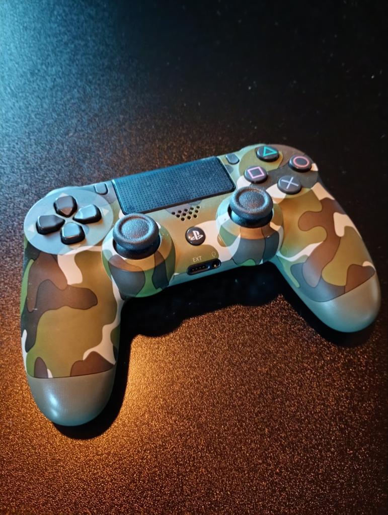 Playstation 4 controller Camo, Spelcomputers en Games, Spelcomputers | Sony PlayStation Consoles | Accessoires, Ophalen of Verzenden