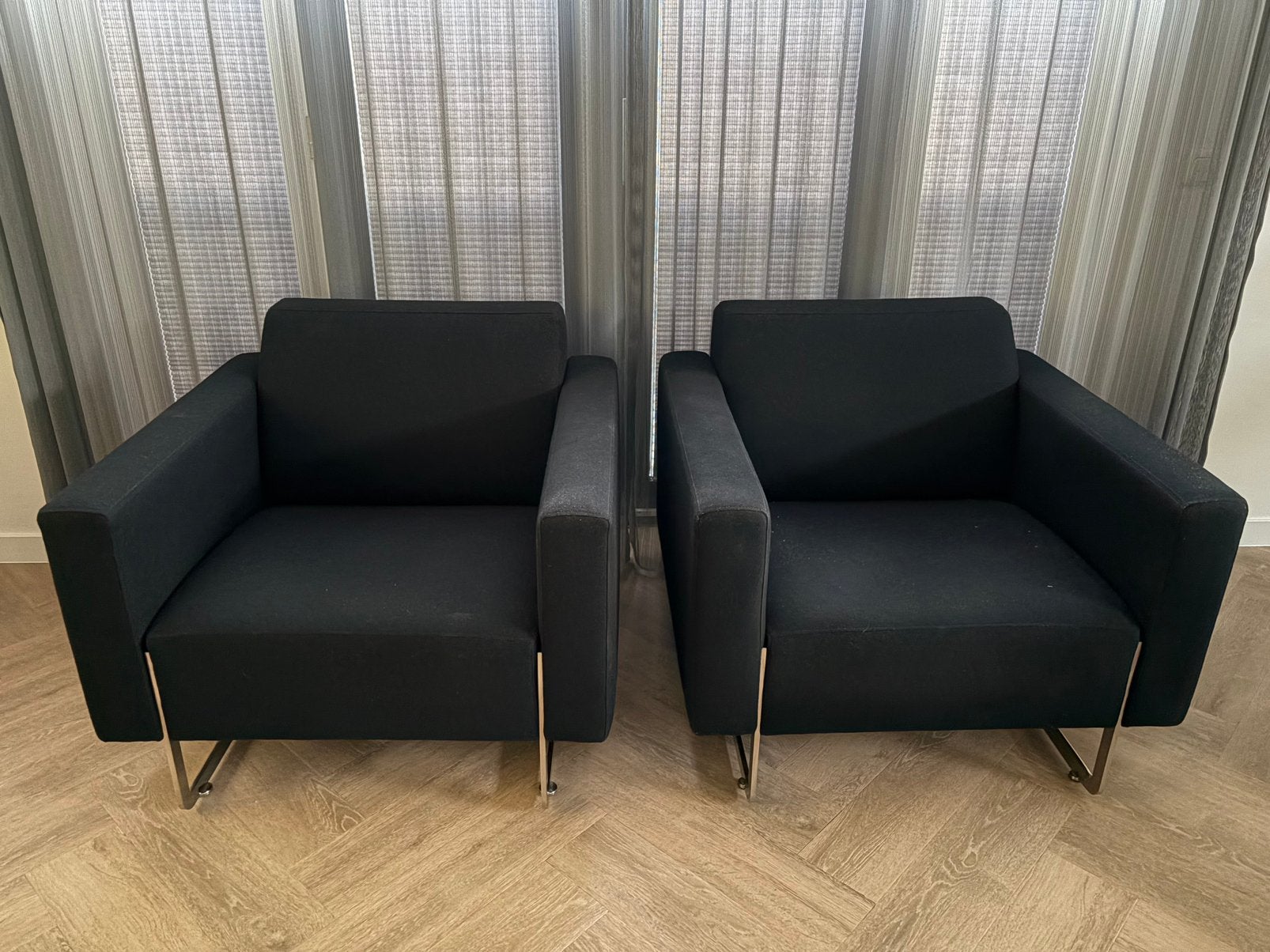 2 fauteuils Mare van Artifort, Ophalen, 75 tot 100 cm, Zo goed als nieuw, 75 tot 100 cm