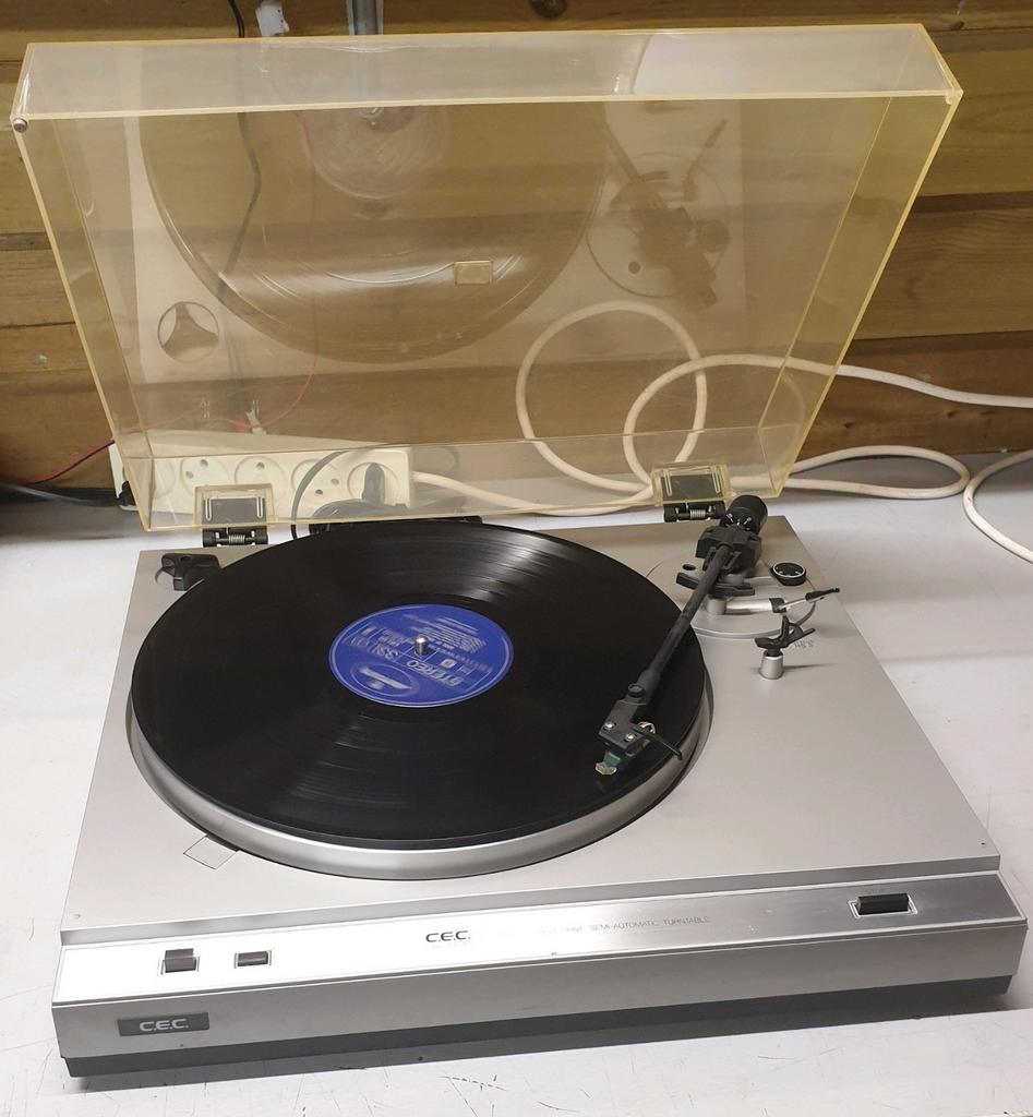 Cec st-110 platenspeler vintage 1983-1985, Audio, Tv en Foto, Ophalen of Verzenden, Overige merken