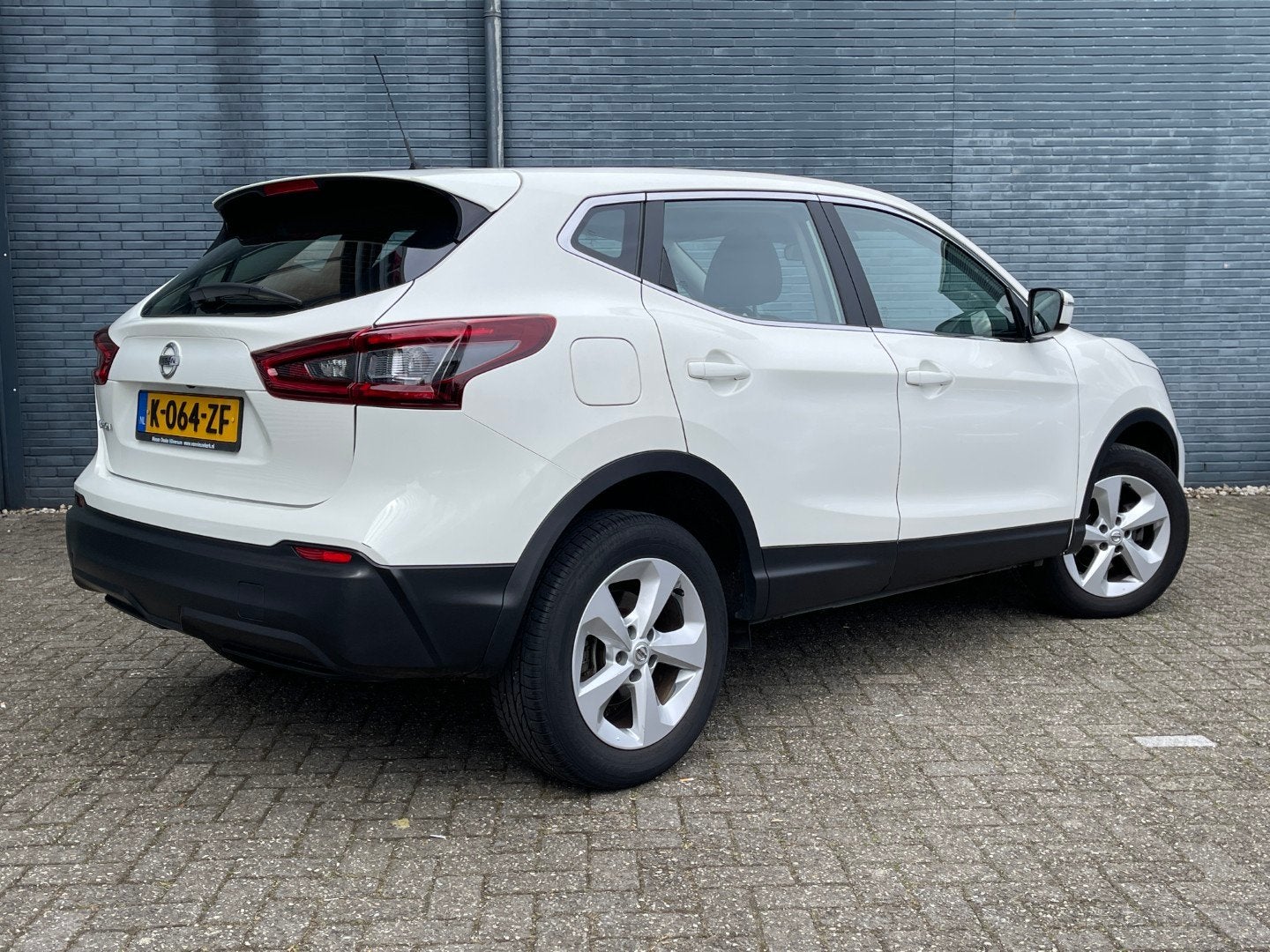 NISSAN Qashqai 1.3 DIG-T 140pk Acenta | Carplay | Dealeronde, Auto's, Keurmerk '100% Onderhouden', 12 maanden, Gebruikt, 4 cilinders