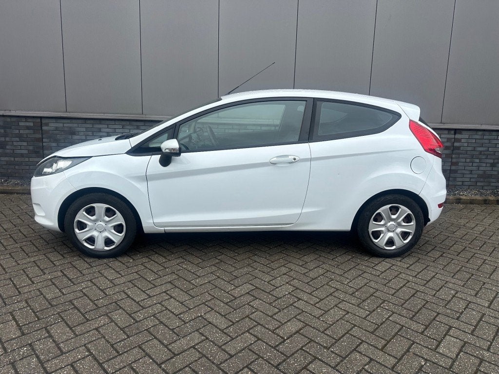 Ford FIESTA 1,2i +Airco, Auto's, Voorwielaandrijving, Euro 5, Gebruikt, 4 cilinders