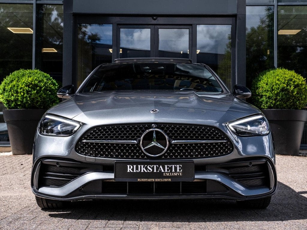 Mercedes C-klasse C300e AMG Line|PANO|BURMESTER|360|ACC|18'', Auto's, Mercedes-Benz, Automaat, Achterwielaandrijving, 4 cilinders