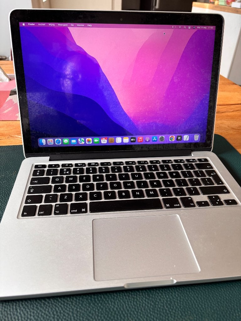 Macbook Pro, Gebruikt, 2 tot 3 Ghz, Qwerty, 8 GB