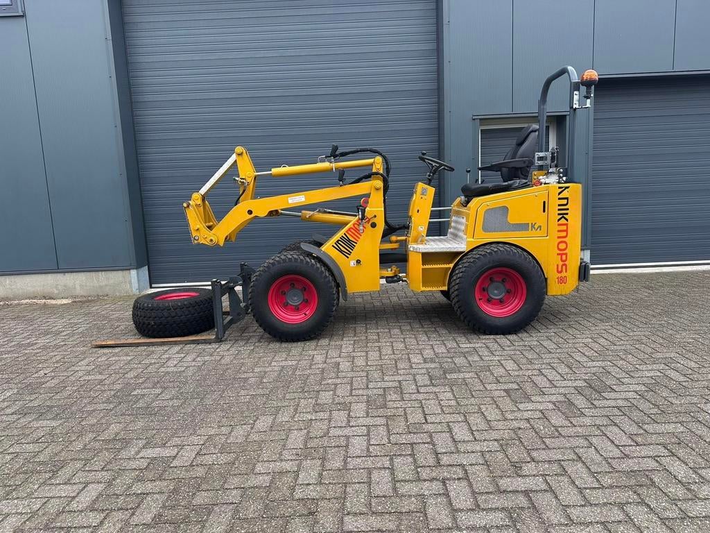 Shovel Knikmops 180 Nieuwstaat, Ophalen, Wiellader of Shovel