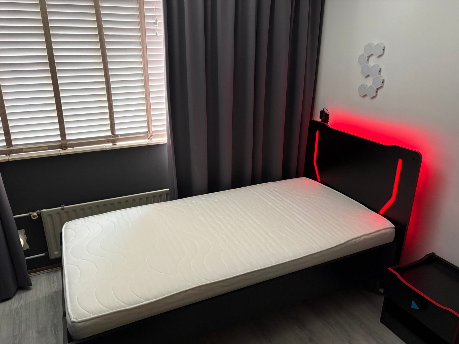 Complete GAMING slaapkamerinrichting BLACK, Ophalen, Zo goed als nieuw, Eenpersoons, Gaming