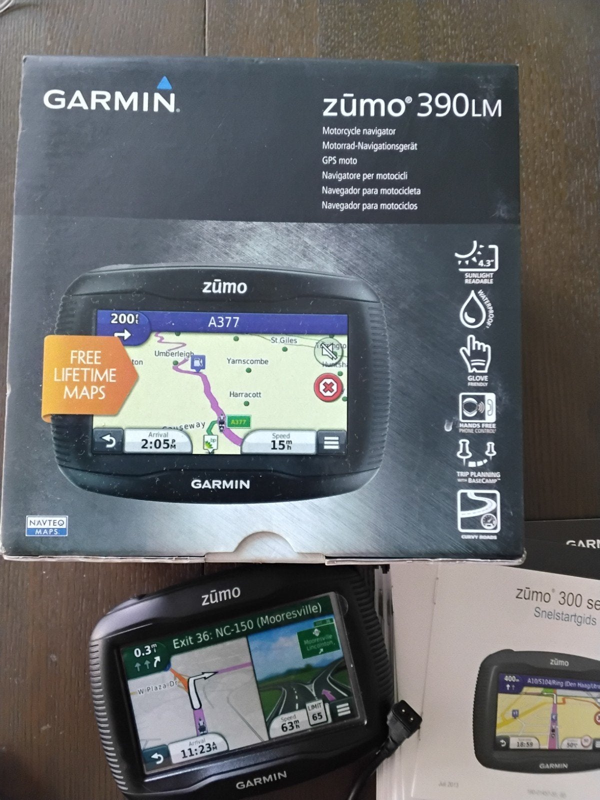 Garmin Zumo 390LM motorfiets navigatie + bandensensoren, Ophalen of Verzenden, Zo goed als nieuw