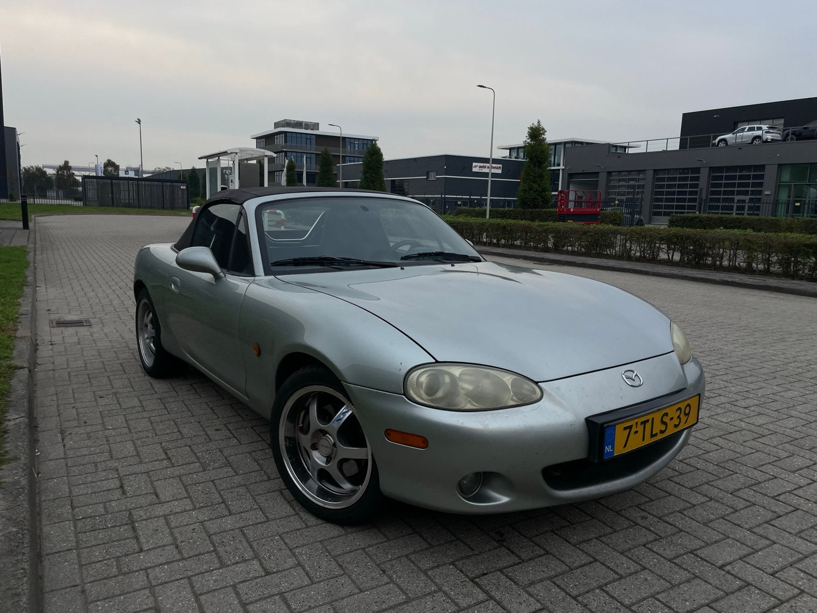 Mazda MX-5 NB-FL 1.6L Silver Blues 2003 Leer, Achterwielaandrijving, 40 €/maand, 4 cilinders, Cabriolet