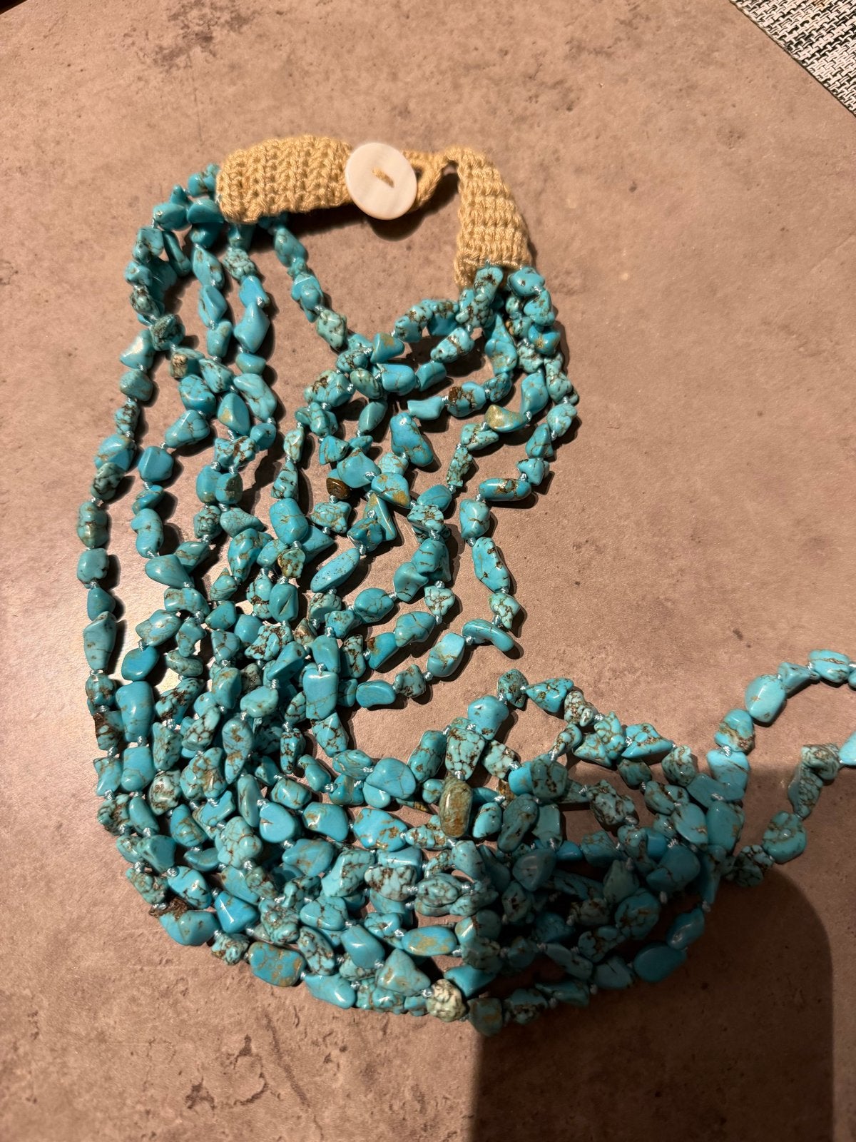 Prachtige turquoise ketting met natuurlijke stenen, Blauw, Ophalen of Verzenden, Zo goed als nieuw, Steen of Mineraal