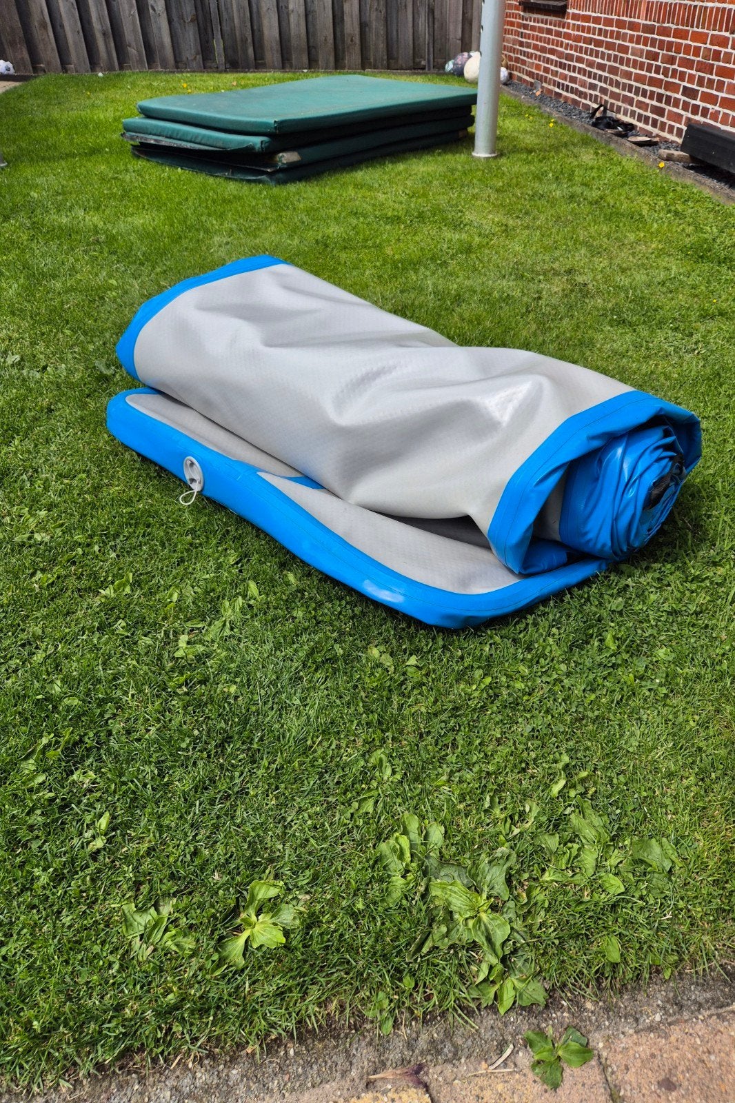 Airtrack 6 meter, Kindermaat 122 t/m 140, Ophalen, Gebruikt, Materiaal