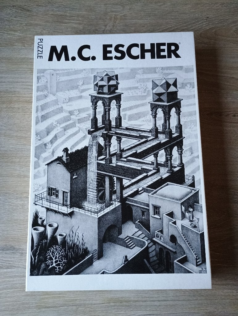 Puzzel mc escher 1000 stukjes cascata waterfall selegiochi, Ophalen of Verzenden, 500 t/m 1500 stukjes, Zo goed als nieuw, Legpuzzel