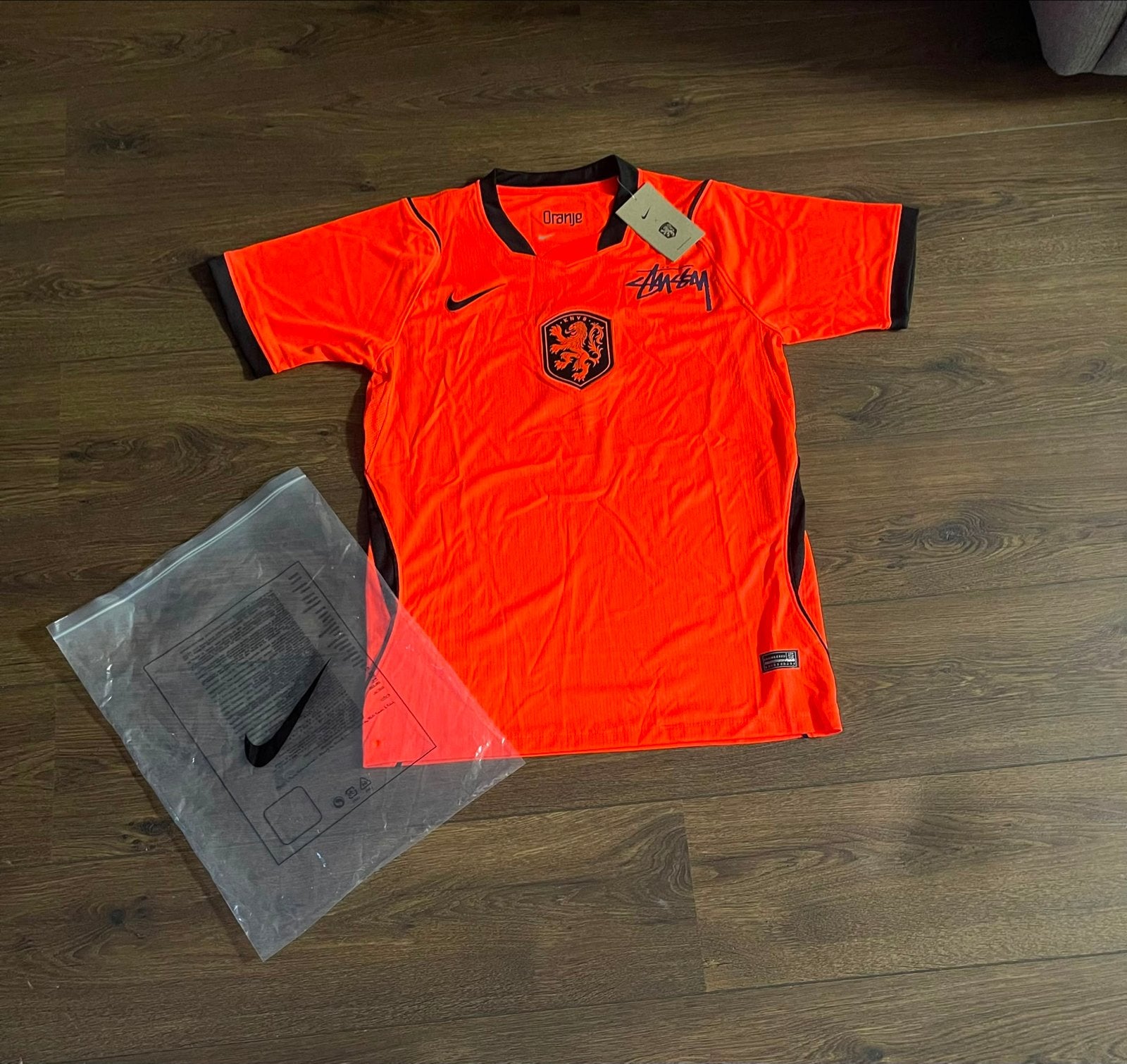 Oranje Nike x Stussy Nederland Voetbalshirt Maat S, Ophalen of Verzenden, Nieuw, Maat 46 (S) of kleiner, Oranje