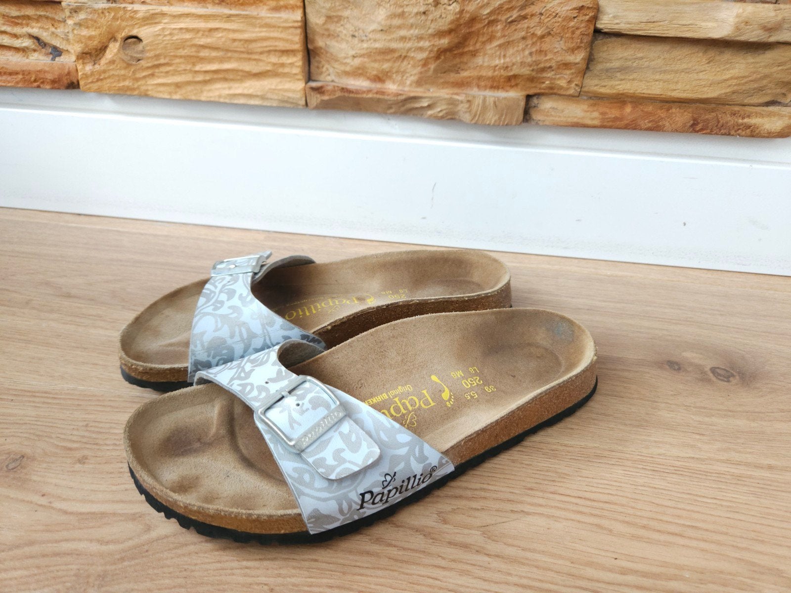 Papillio / Birkenstock Madrid maat 39 slippers / sandalen!!!, Zo goed als nieuw, Grijs, Birkenstock, Sandalen of Muiltjes