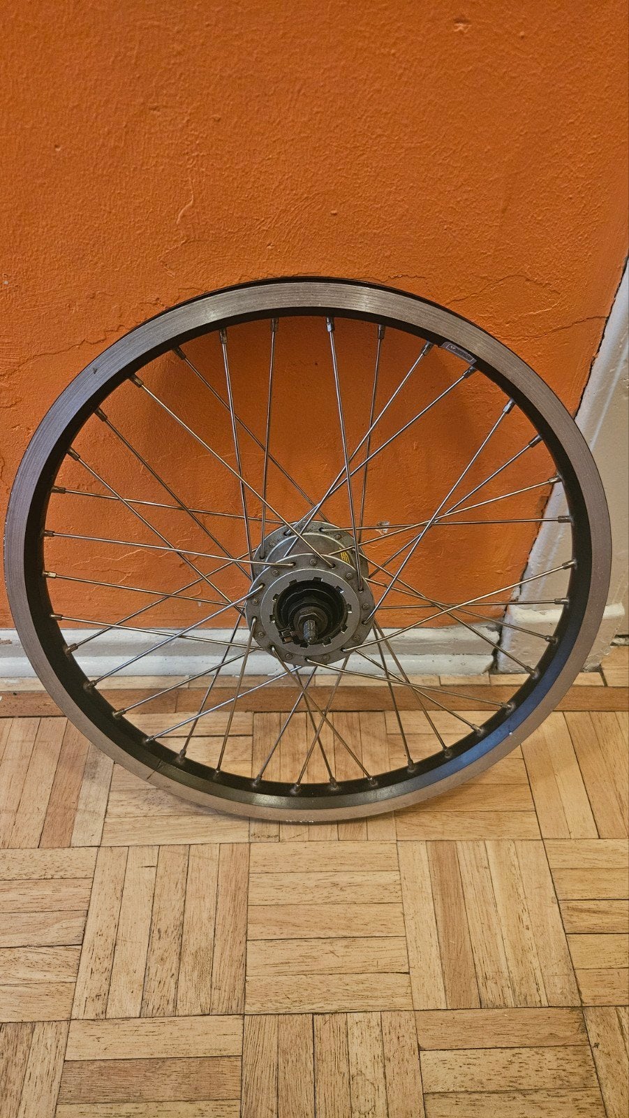 Voorwiel bakfiets 20" (velg 406) rollerbrake naafdynamo, Ophalen of Verzenden, Bakfiets, Wiel