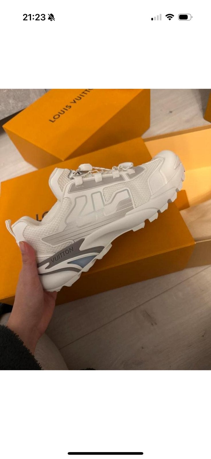 Louis vuitton Tatic sneaker maat 42, Kleding | Heren, Wit, Nieuw, Ophalen of Verzenden, Sneakers of Gympen