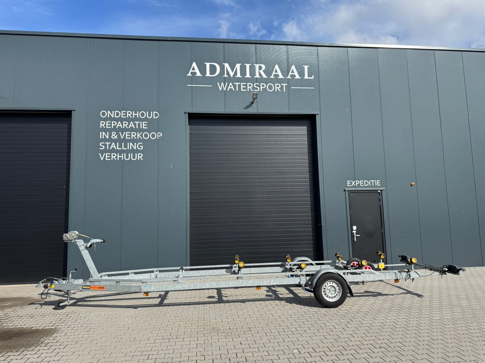 Pega VB Liner ( 1800kg tot 7.30m ), Watersport en Boten, Boottrailers, Info@admiraal-watersport.nl, Westrak 15, 6 tot 9 meter