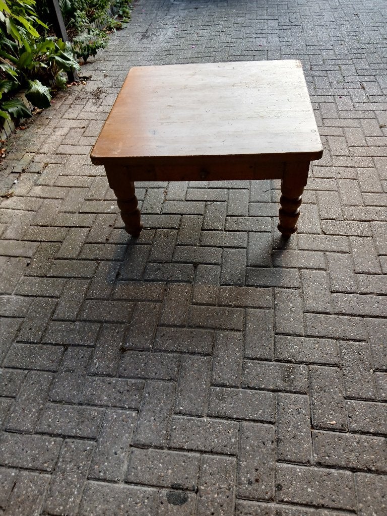grenen bijzettafel, Huis en Inrichting, Tafels | Bijzettafels, Ophalen, Minder dan 45 cm, Gebruikt, Klassiek