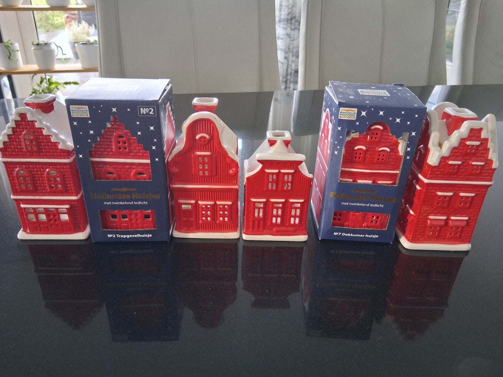 Postcode Loterij Huisjes - N2 en N7, Ophalen of Verzenden, Zo goed als nieuw