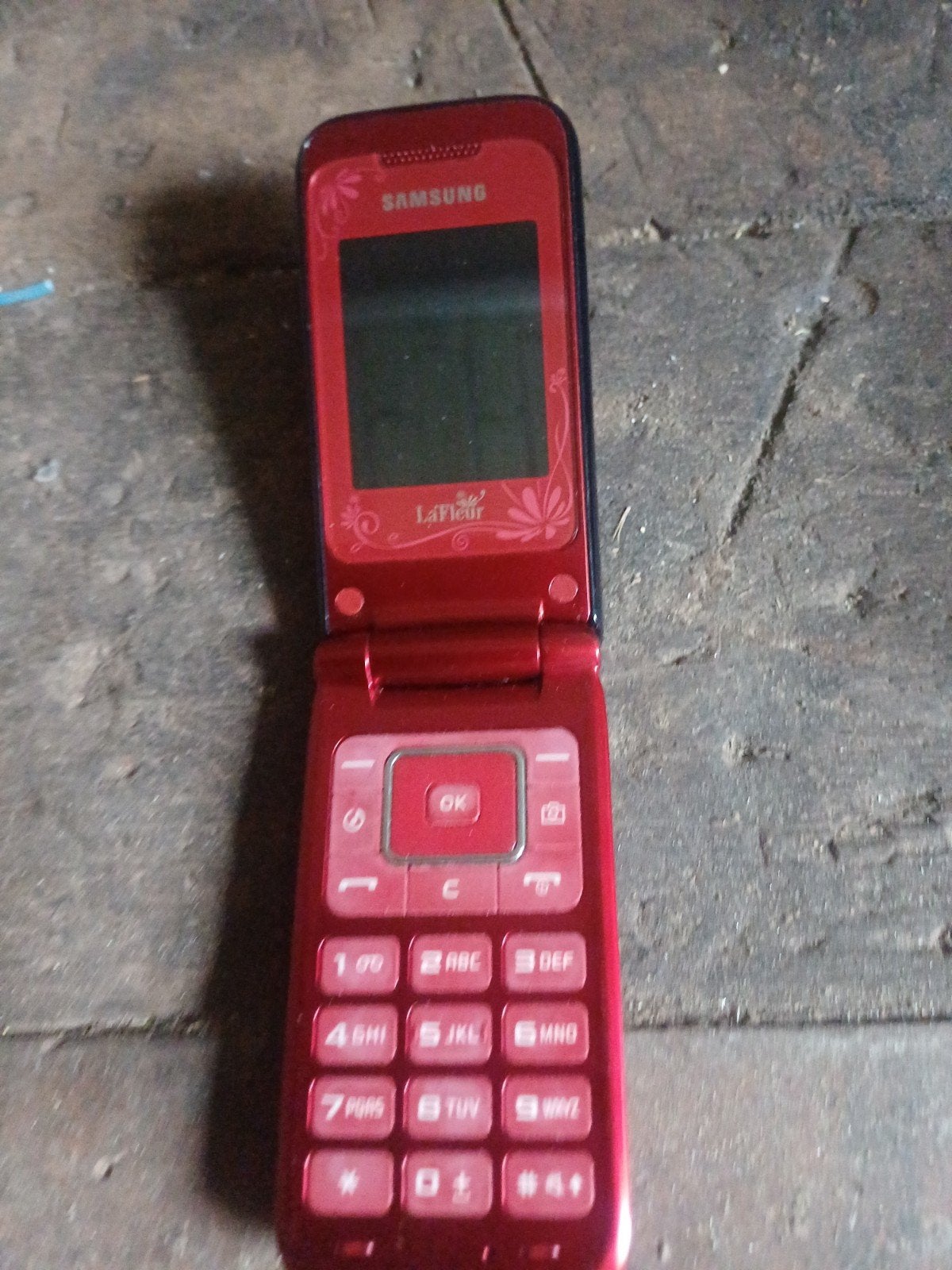 Samsung La Fleur Klaptelefoon - Rood, Gebruikt, Overige modellen, Overige systemen, Fysiek toetsenbord