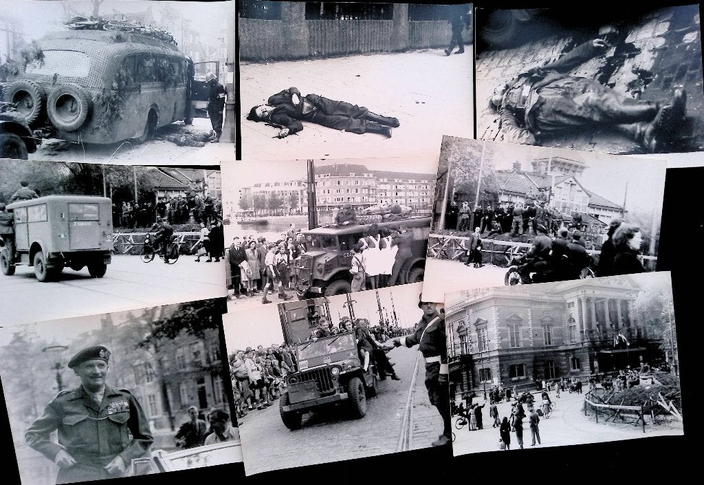 78 ANSICHTKAARTEN - FOTO’S WOII (en een aantal negatieven), Foto, Ophalen of Verzenden, Zo goed als nieuw, 1940 tot 1960