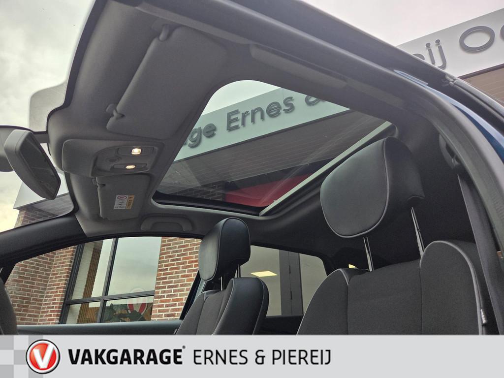 Renault Captur 1.3 TCe BOSE *Garantie mogelijk tot 26-06-202, Auto's, Voorwielaandrijving, Stof, Gebruikt, Zwart