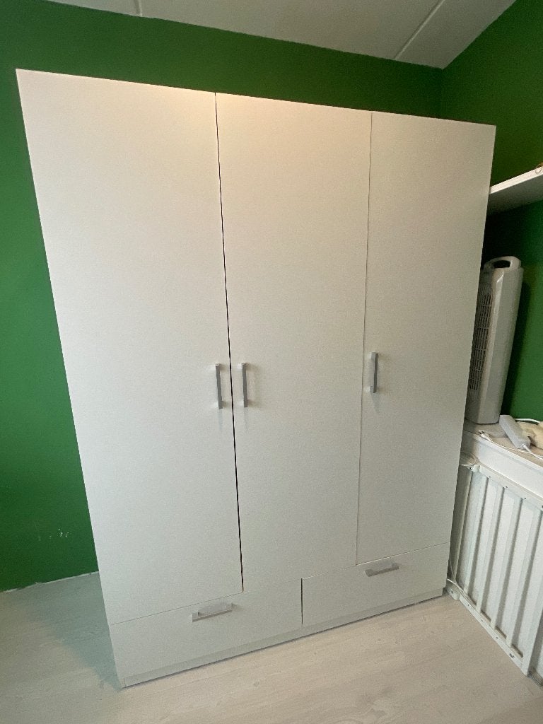 Kledingkast gratis meenemen, Ophalen, Gebruikt, 100 tot 150 cm, Met klep(pen)