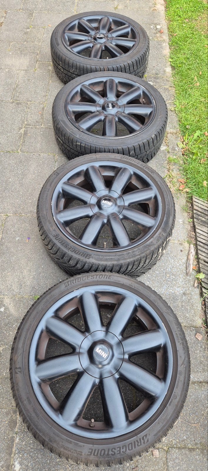 Mini Cooper winterbanden 205/45 R17 + zwarte velgen, Auto-onderdelen, Ophalen, Gebruikt, Banden en Velgen, 17 inch