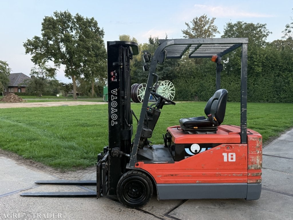 Toyota 1800KG triplo 470Cm Freelift Sideshift verlichting, Info@vanbeurdenheftrucks.nl, Heftruck, Ophalen of Verzenden, Toyota