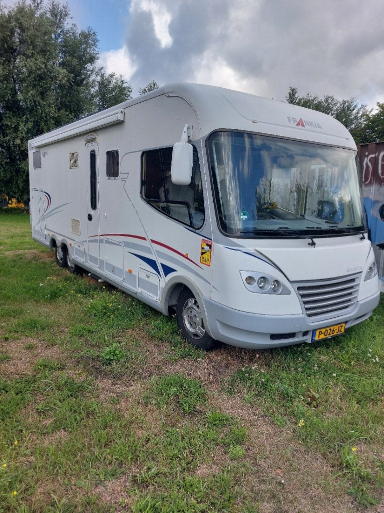 Te Koop Frankia Luxury Class, Luifel, Fiat, 7 tot 12 maanden geleden, Tot en met 3