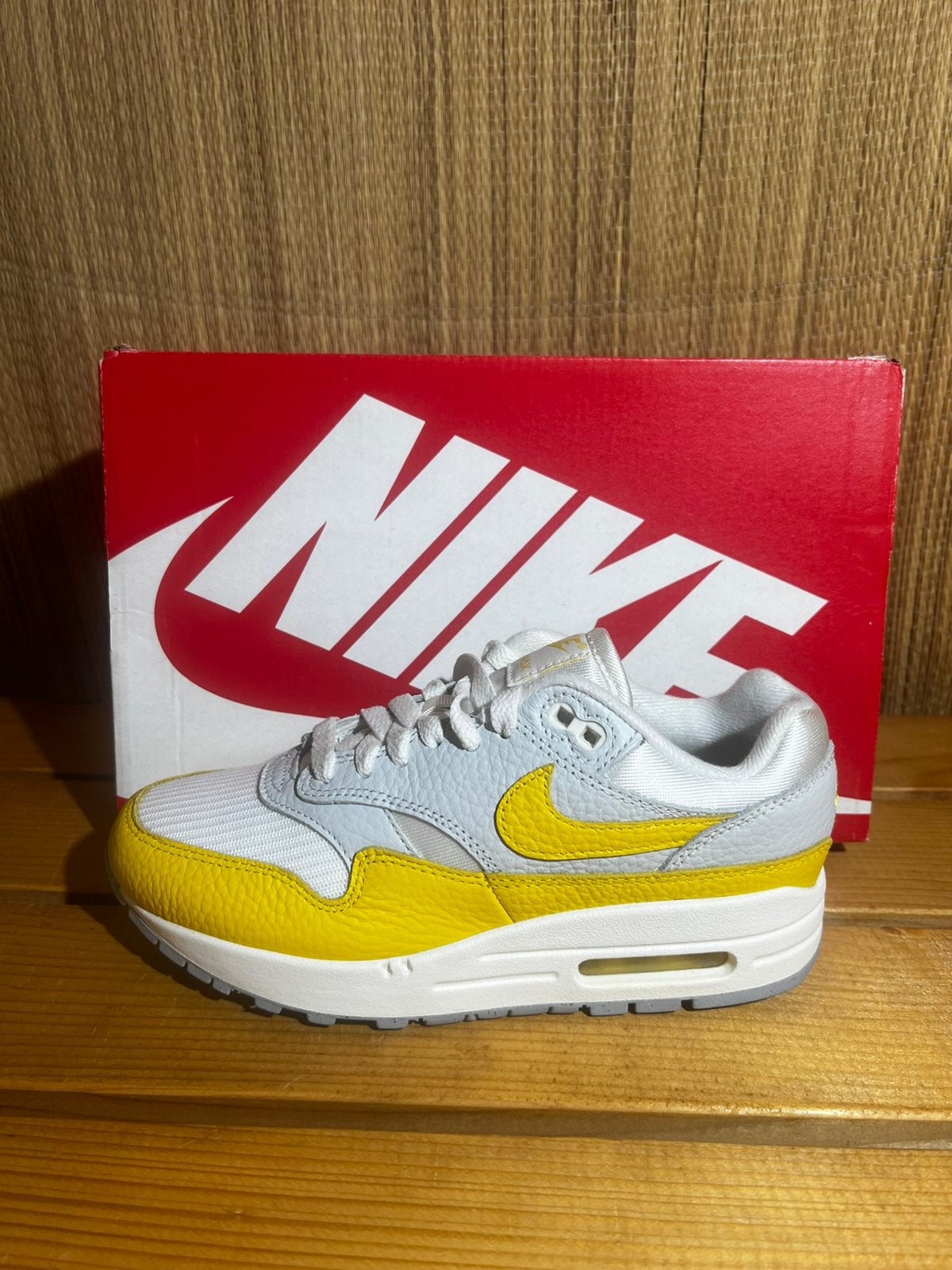 Nike Air Max 1 Tour Yellow, Overige kleuren, Nieuw, Ophalen of Verzenden, Sneakers of Gympen