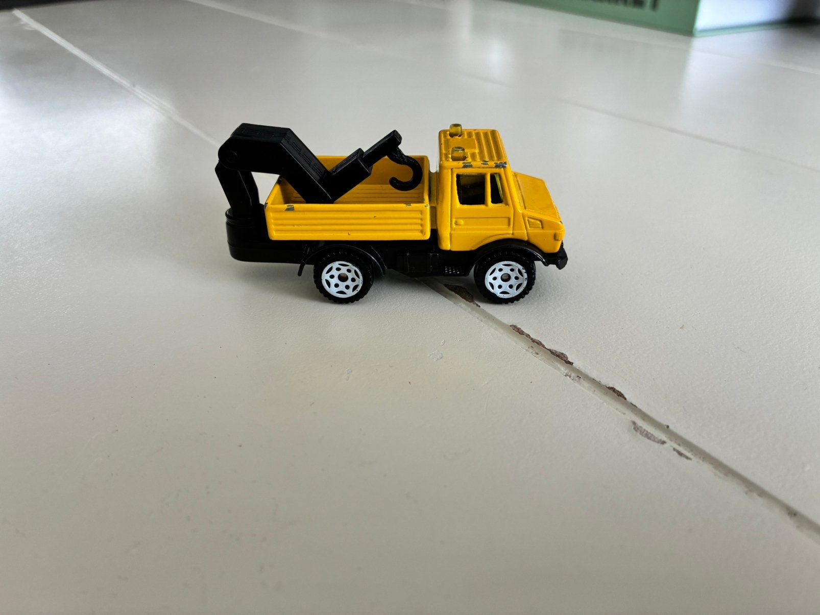 Siku Mercedes Unimog met kraan, Ophalen of Verzenden, Zo goed als nieuw, Bus of Vrachtwagen