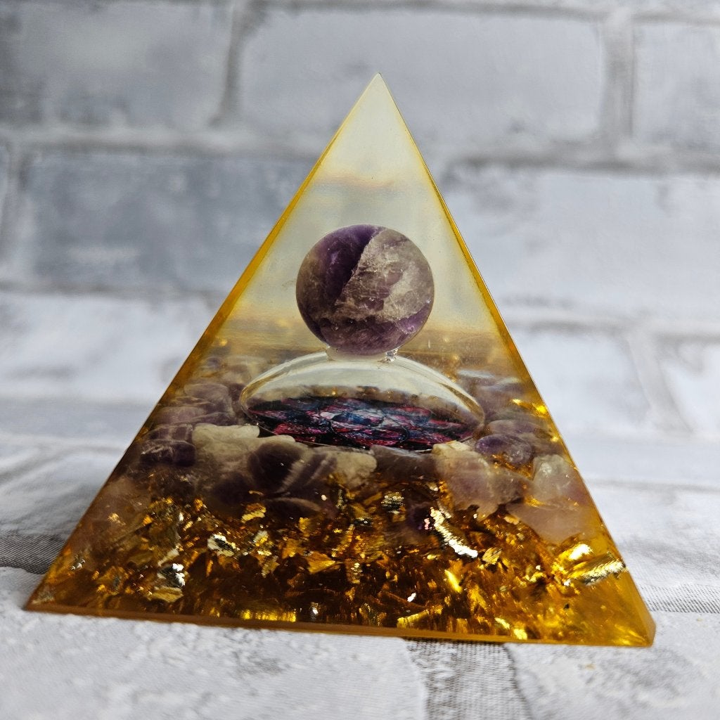 Epoxy Piramide Maan Edelstenen Spirituele Decoratie, D, Nieuw, Ophalen of Verzenden, D