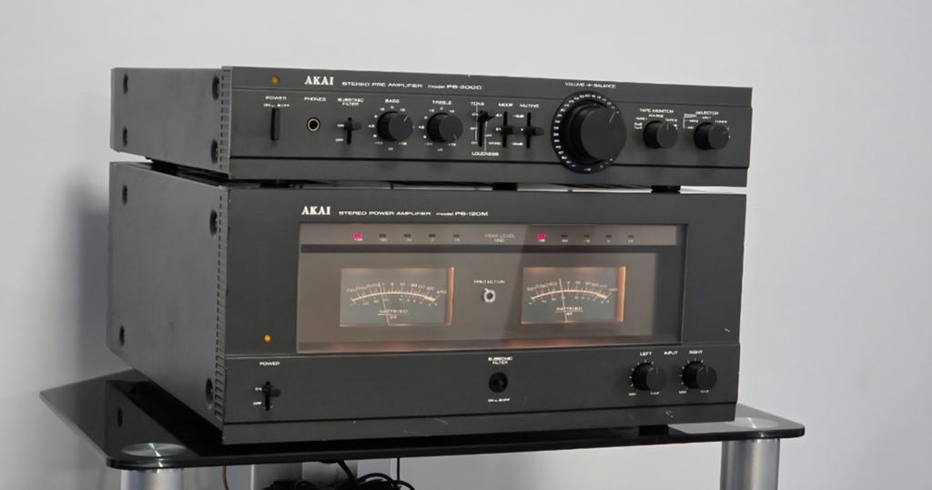 Akai PS-120M + Akai PS-200C, Ophalen, Zo goed als nieuw, Laptop, USB