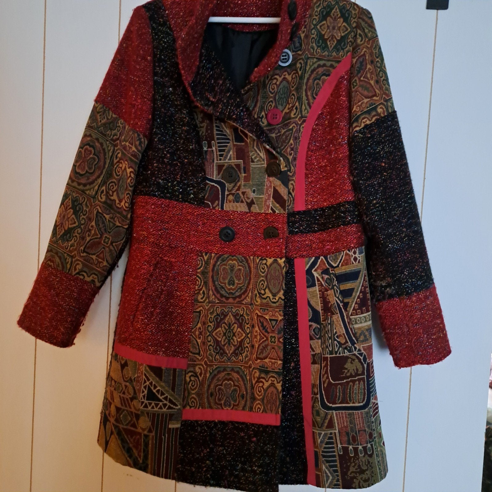Unieke Patchwork Jas Maat 44 - Kleurrijk en Stijlvol, Kleding | Dames, Ophalen, Meerkleurig, Maat 42/44 (L), RAINBOW