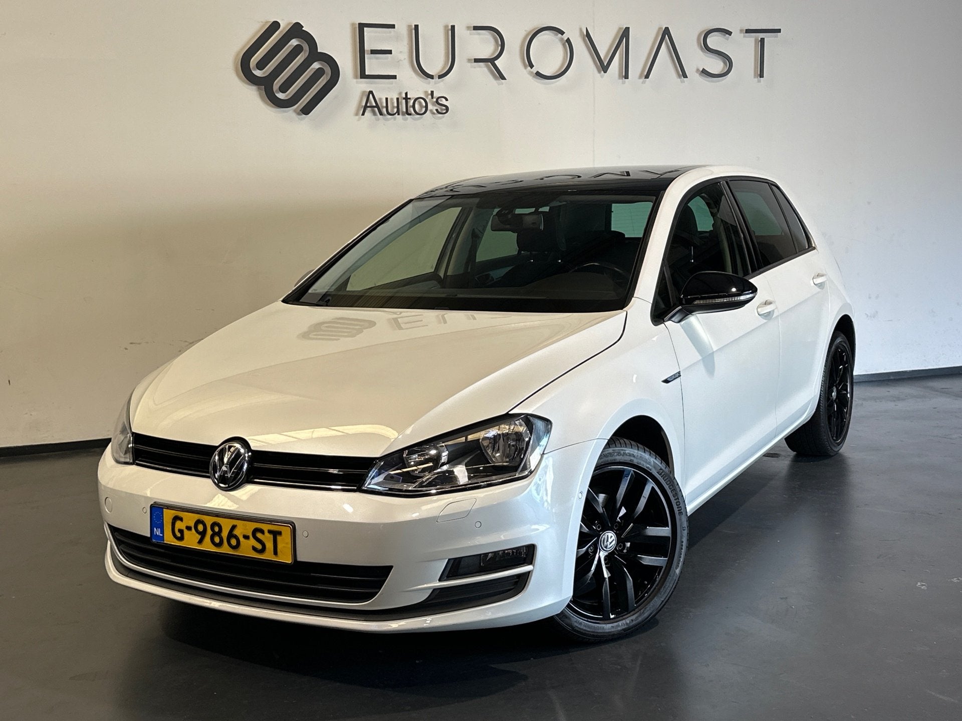 Volkswagen Golf 1.2 TSI Comfortline Panoramadak | LMV | Nieu, Auto's, Volkswagen, Voorwielaandrijving, Gebruikt, 4 cilinders, 610 kg
