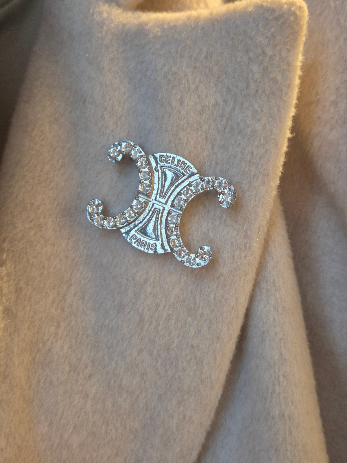 Broche met Strass Steentjes, Overige materialen, Nieuw, Ophalen of Verzenden, Zilver