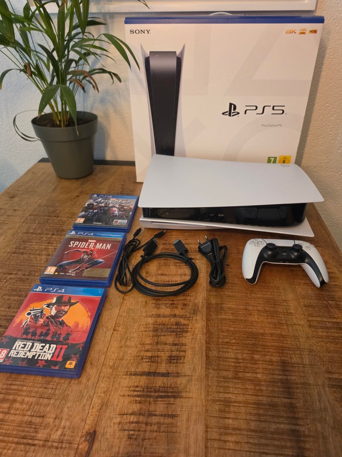 PlayStation 5 Disc Edition met 3 PS4 games, Ophalen, Zo goed als nieuw, Playstation 5