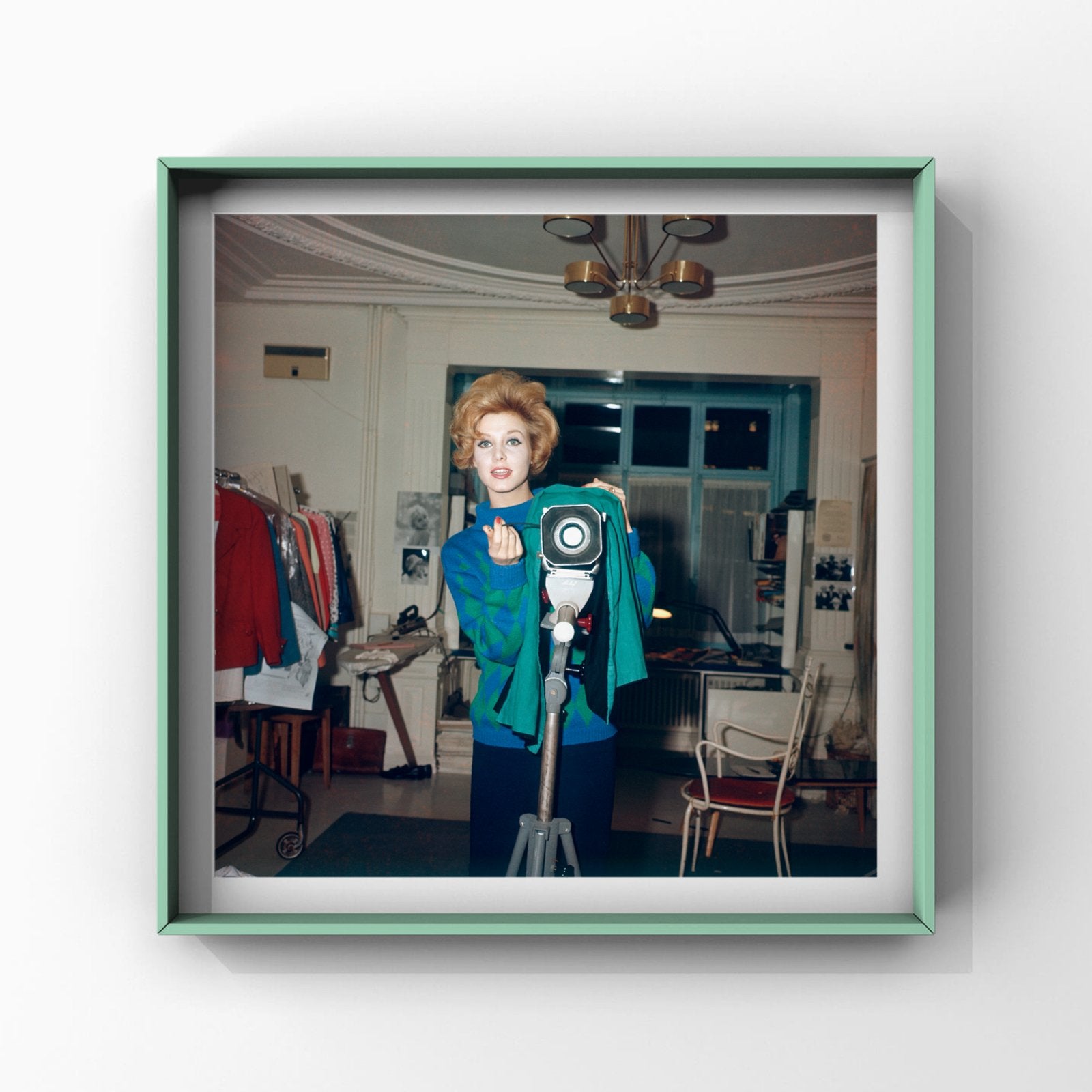 Miss World in the Studio, Zürich 1960 | fine art vintage, Ophalen of Verzenden, Zo goed als nieuw, Foto of Kaart