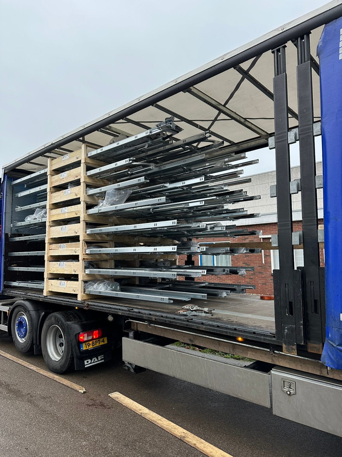 GRATIS Inmeet service NIEUWE garagedeur, Industriedeur Deur, Ophalen of Verzenden, 120 cm of meer, 215 cm of meer, Garagedeur