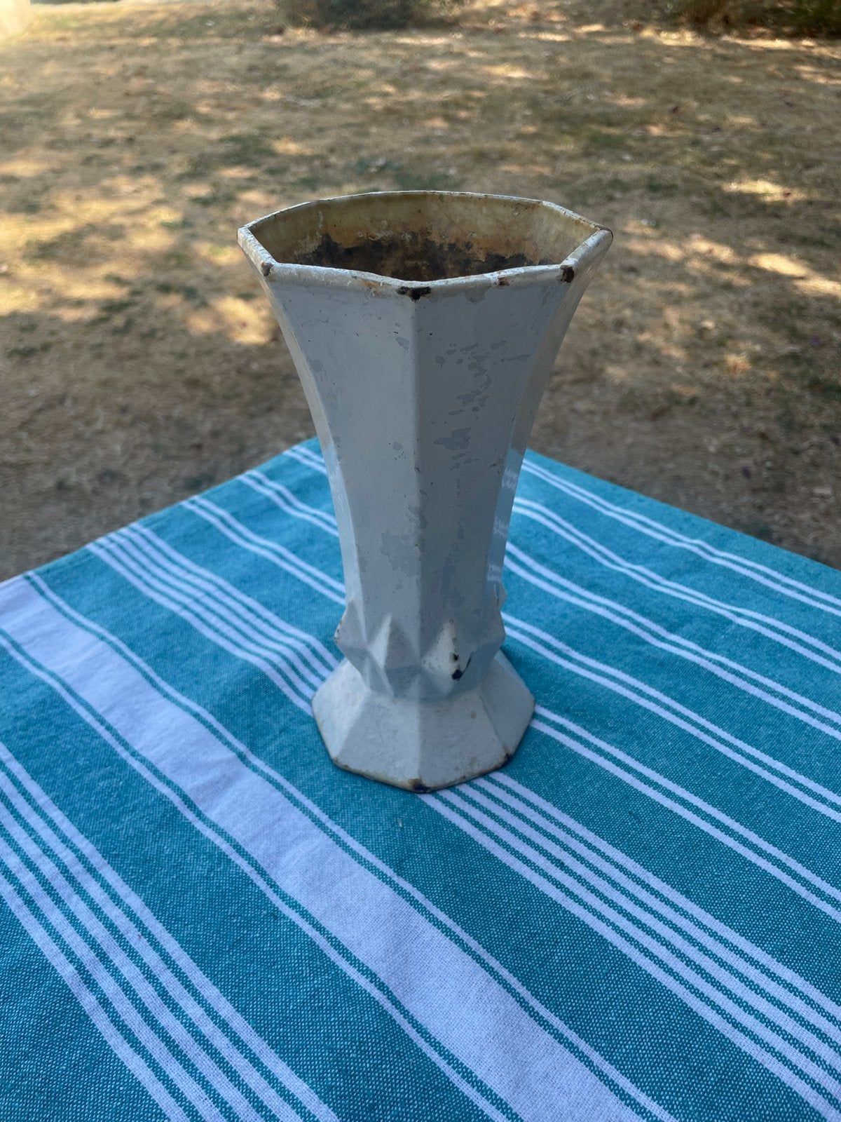 Vintage gietijzeren vaas, wit, zeshoekig, decoratief, Ophalen of Verzenden
